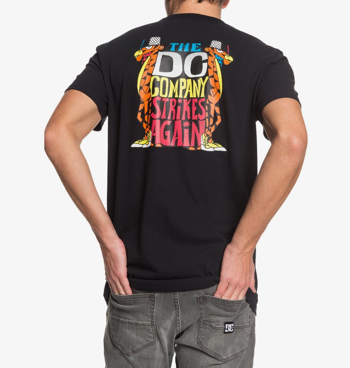 DC T-Shirt Strikes Again Schwarz