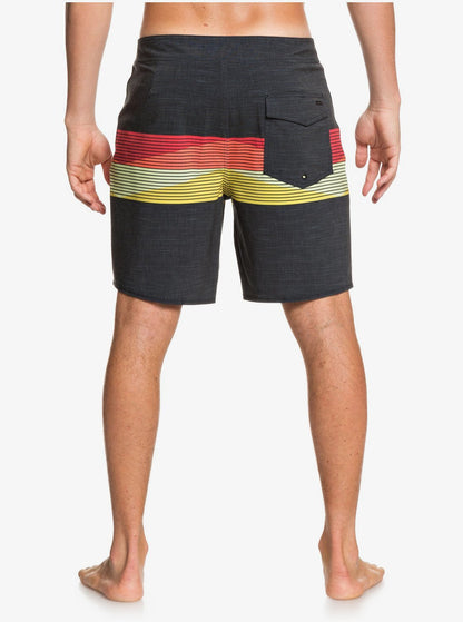 Quiksilver Herren Boardshorts Highline Five Oh 18 (Black)