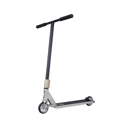 Striker Gravis Stunt Scooter
